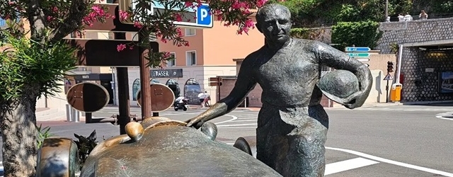 Denkmal am Hafen von Monte Carlo_Mercedes-Benz W 196_2026